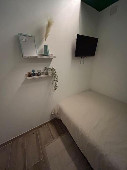 Apartamento Recien Reformado Con 5 Habitaciones Y 3 Banos Madrid Exterior photo